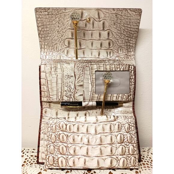 NWOT BRAHMIN Cordelia Croc Embossed Leather Trifold Checkbook Wallet - Picture 3 of 5